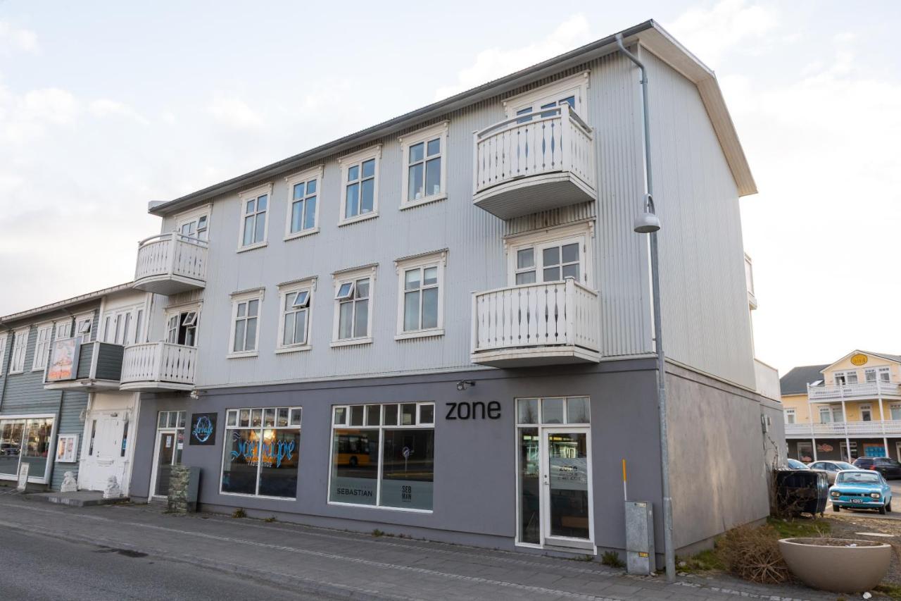 Central Apartment With Two Bedrooms And Balcony- Strandgata 9 Akureyri Exteriör bild